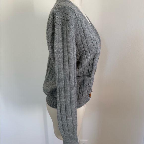 🤎 Vintage Campus Cable Knit Cardigan | Gray Grandpa Sweater | Button Front - Picture 4 of 5